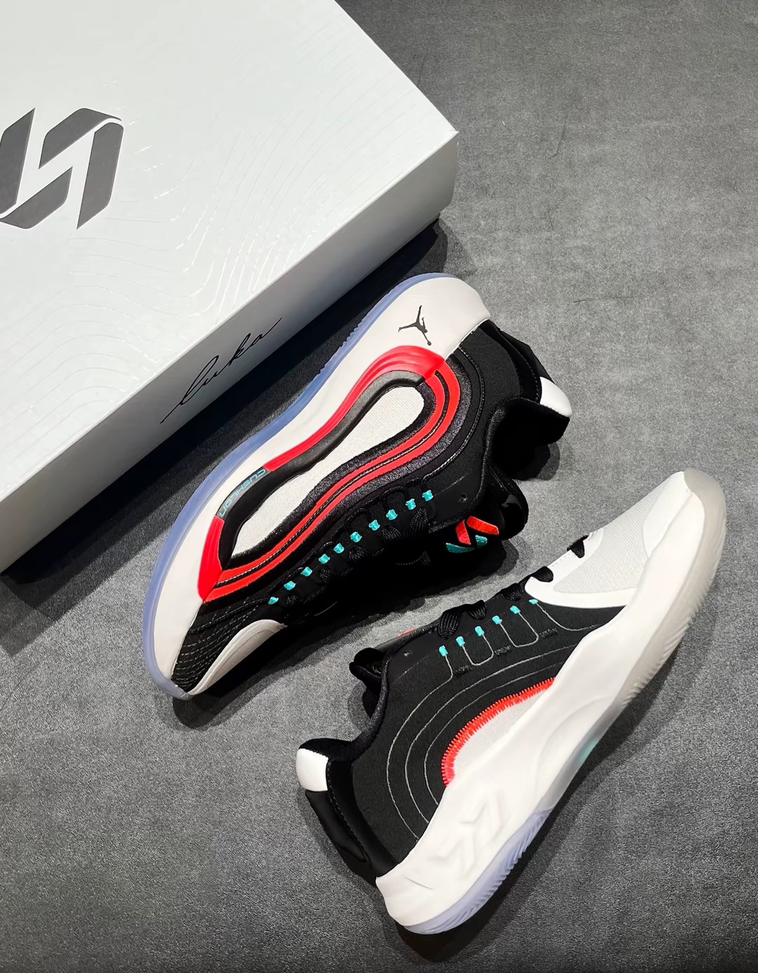 正品耐克 Jordan Luka 4儿童四代低帮运动实战篮球鞋HJ5225-001