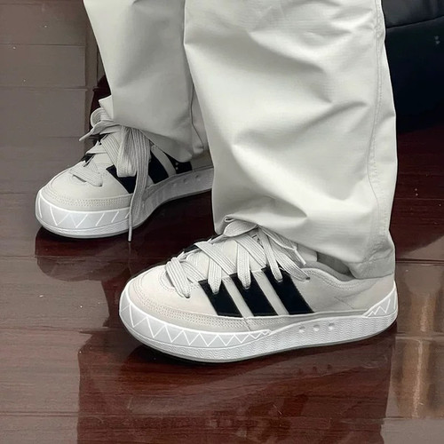 阿迪达斯三叶草板鞋男鞋女鞋春季新款复古运动鞋情侣休闲鞋ID8266