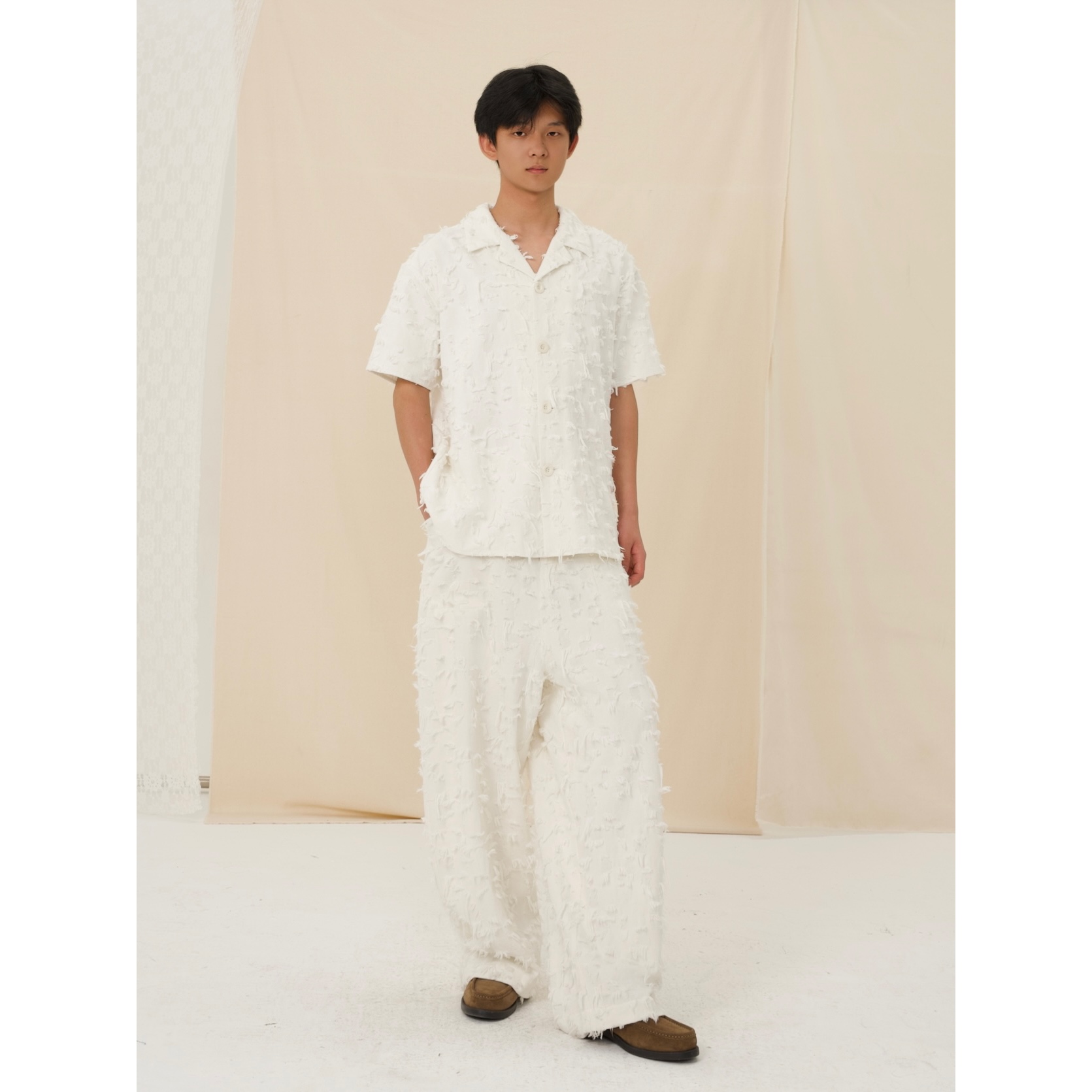 YOWSAH 高高支棉洗水手工起毛提花古巴领短袖宽松衬衣 白色