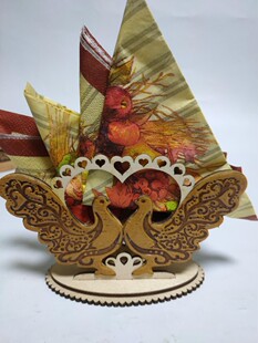 俄罗斯桦树皮和平鸽纸巾托