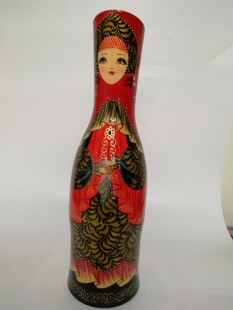 俄罗斯进口漆器酒套 酒瓶装饰摆件美丽长颈姑娘高37厘米