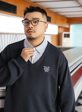 320g韦恩泽维尔大码宽松秋冬翻领假两件学院风刺绣休闲卫衣男9307