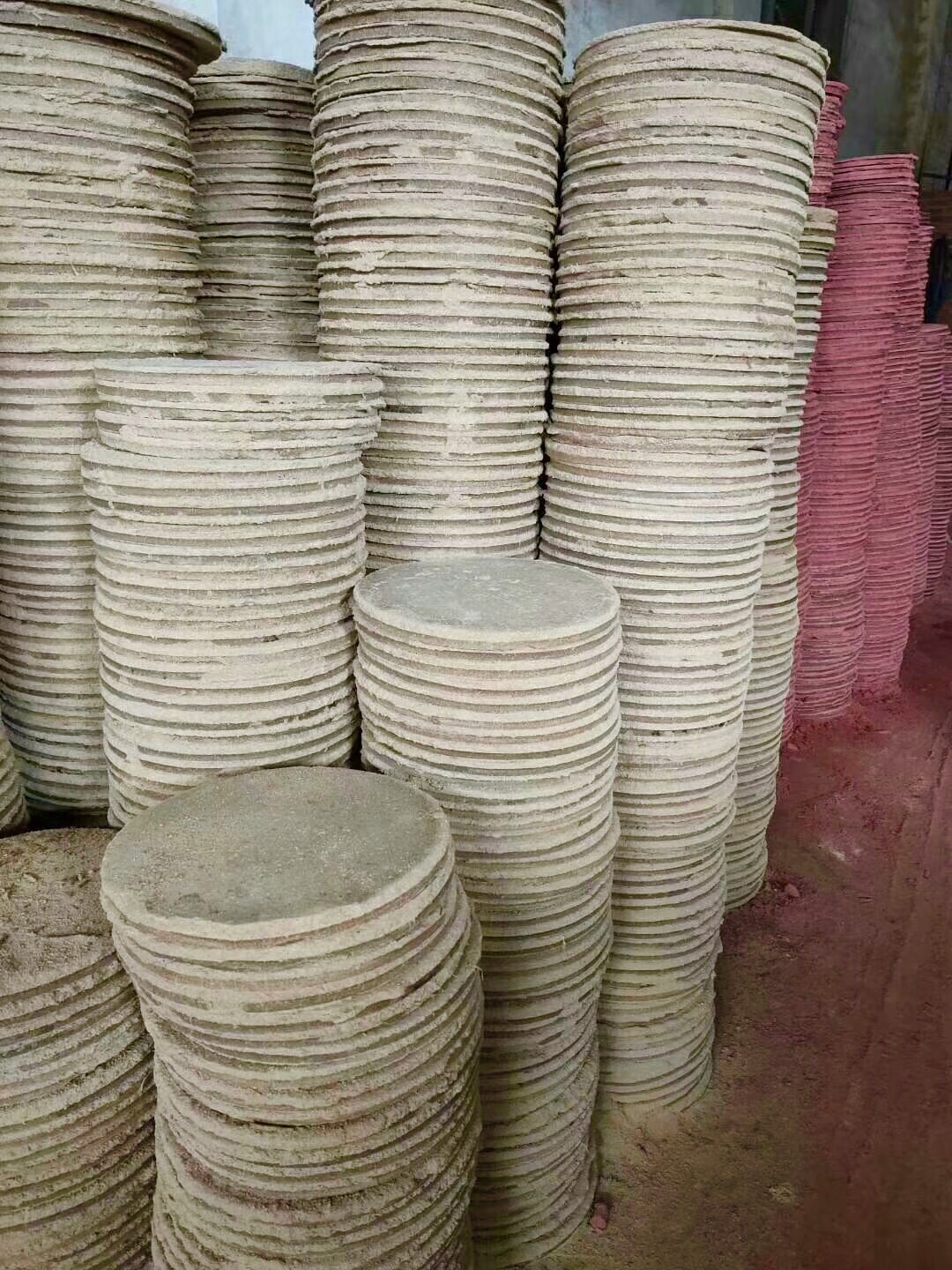 大水面打窝用的糠饼湖南原味糠饼大圆糠饼水库野钓窝料筏钓雾化饼