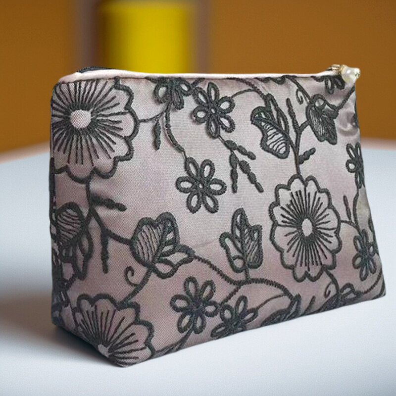 2025新款高端卫生巾收纳包姨妈包迷你小巧便携随身口红化妆包