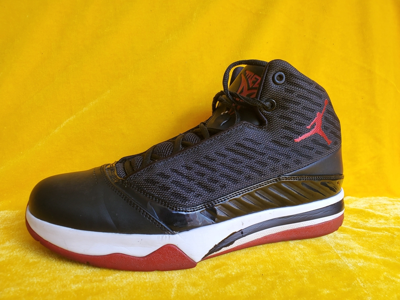 二手jordan me篮球鞋42.5码