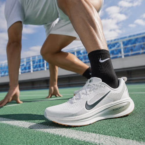 幸运叶子|耐克男鞋夏季新款NIKE VOMERO 18运动训练跑步鞋HM6803