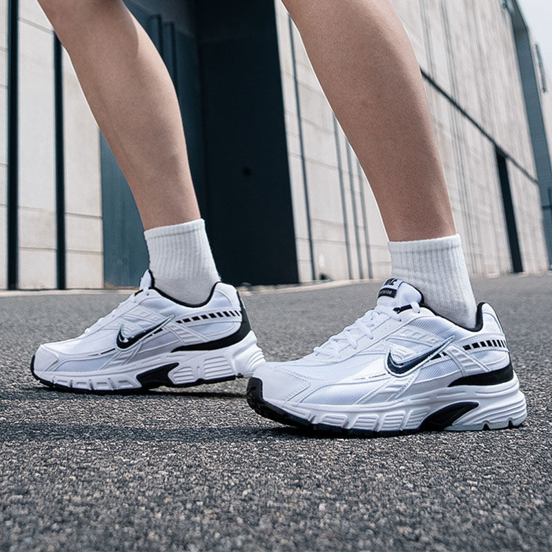 耐克男鞋运动休闲鞋跑步鞋