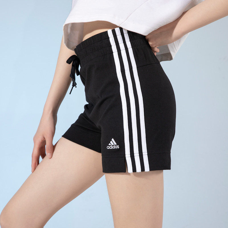 阿迪达斯官方正品短裤女裤春夏新款针织透气修身运动短裤GM5523