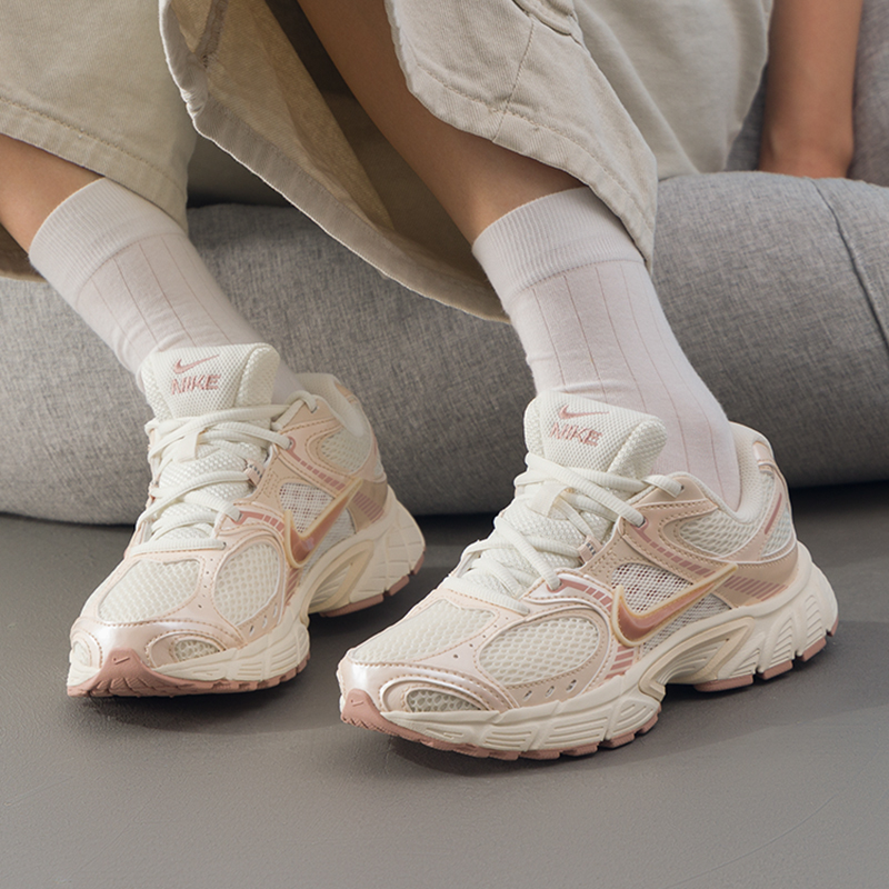 Nike耐克官方正品女鞋25秋季新款V5 RNR复古老爹鞋网面运动跑步鞋