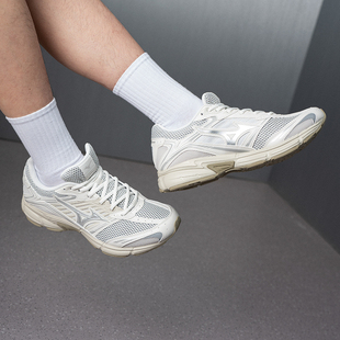 Mizuno美津浓男鞋女鞋复古老爹鞋休闲运动鞋缓震跑步鞋SPEED 2010