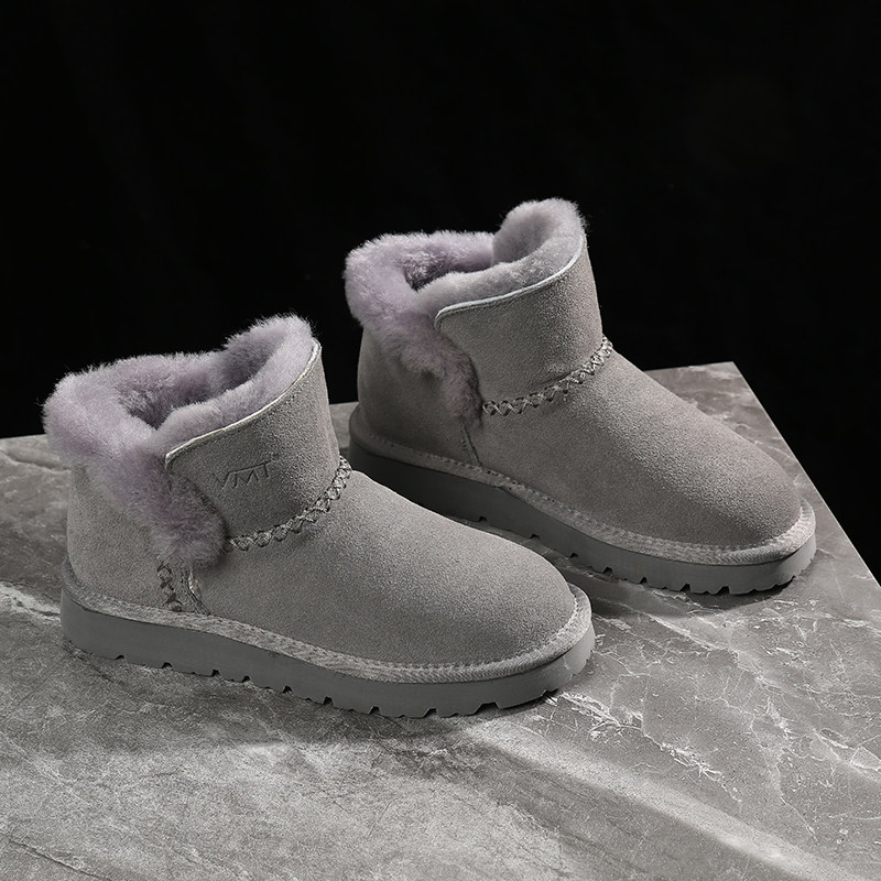 雪地靴女短筒冬季保暖女棉鞋真牛皮羊毛一体防滑雪地棉加绒短靴子