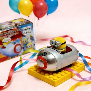 『小汤圆のTOY』现货多美卡小黄人大阪环球影城国王King合金模型