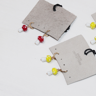 美国urban outfitters简约中性男女涂鸦蘑菇吊坠耳环耳扣earrings
