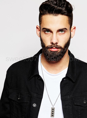 英国男士盾牌铆钉长方形吊坠项链