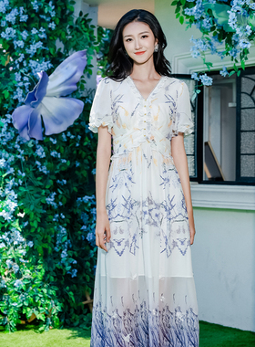 【限时直降】伊华欧秀连衣裙42KAQ4766