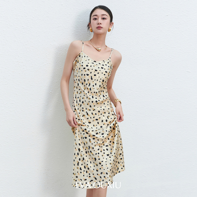 【限时直降】伊华欧秀吊带连衣裙520AQ7850