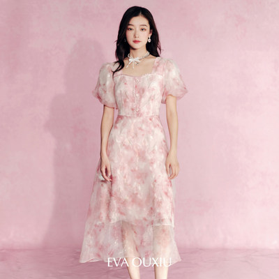 【限时直降】伊华欧秀浪漫连衣裙海边度假法式碎花长裙51WAQ4895