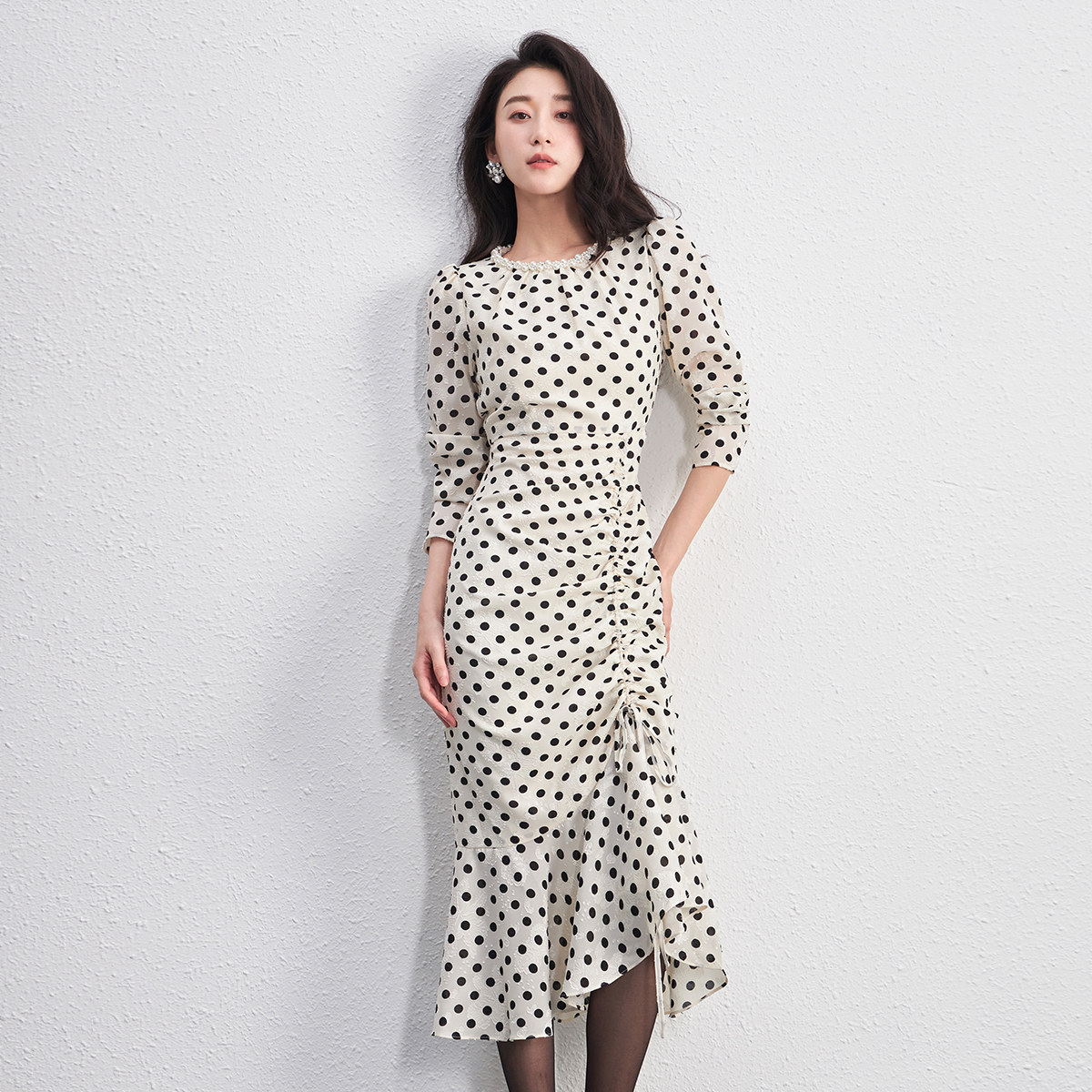 【限时直降】伊华欧秀连衣裙45DAQ5518