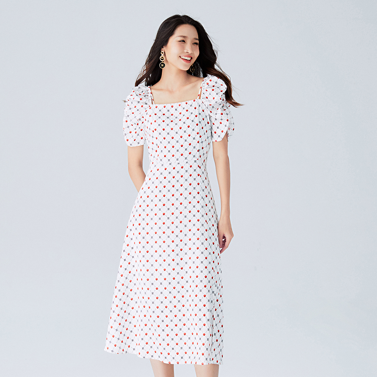 【限时直降】伊华欧秀连衣裙32KAQ3283