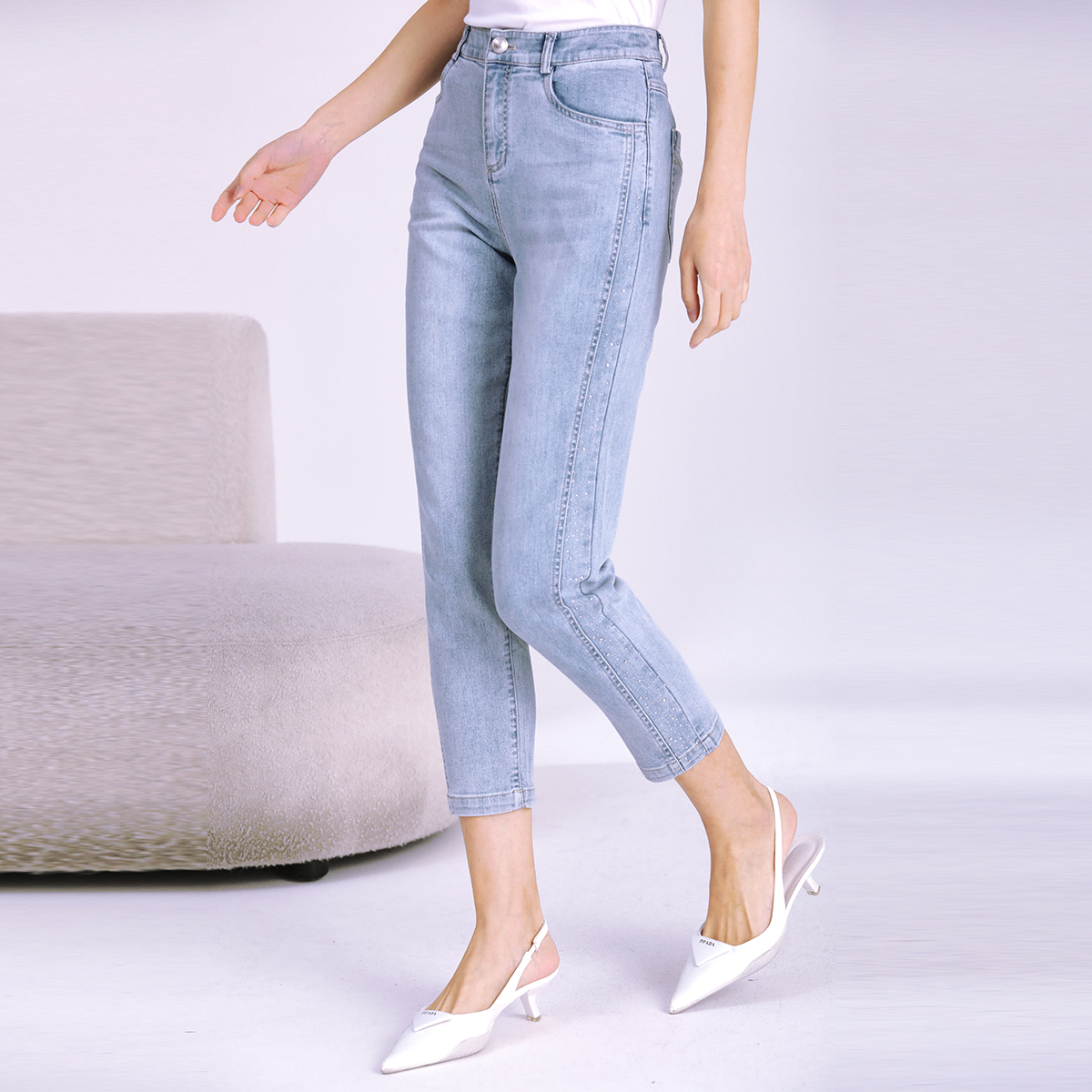 【限时直降】伊华欧秀牛仔裤E22NK7076