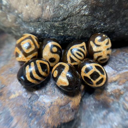 稀有图案天珠多宝风化包浆折扣