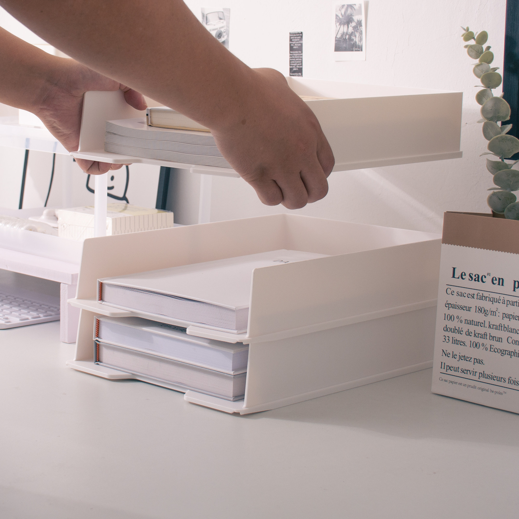 데스크탑 파일 랙 A4 인쇄 용지 보관 상자 쉽게 변형되지 않는 PP 소재 다층 중첩 분류 보관 상자