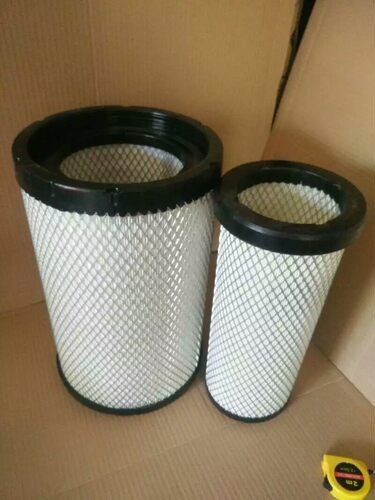 KU2540 苏州金龙客车空滤 K2540PU 11012-911210 AF26557/AF26558