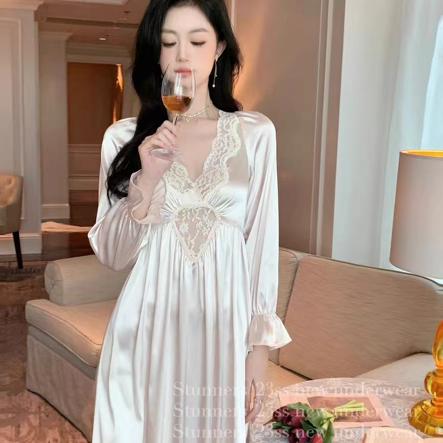 带胸垫新款蕾丝睡衣女超长裙法式宫廷风长袖性感纯欲家居服春秋