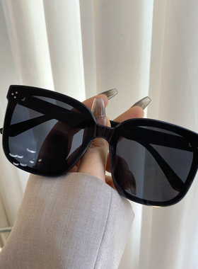 复古大框黑色方形太阳镜女gm新款大脸显瘦素颜防紫外线开车墨镜男