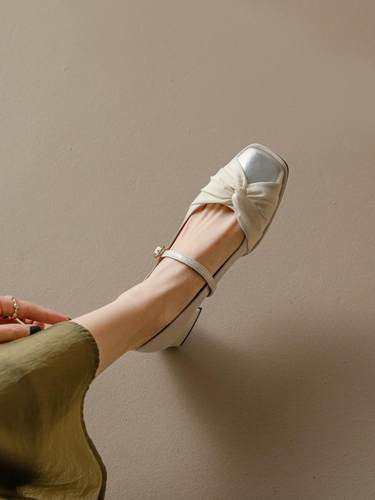 法式网纱蝴蝶结一字带浅口单鞋真皮百搭方头中粗跟玛丽珍小皮鞋女