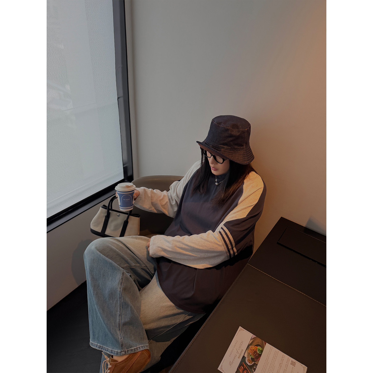 铅笔小鑫大码女装慵懒风松弛感吸睛撞色复古显瘦拼接长袖T恤