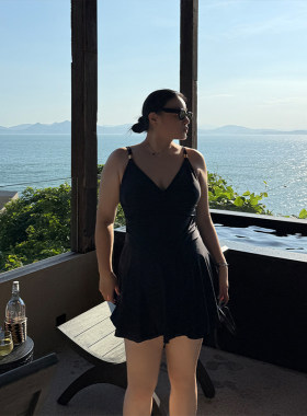 铅笔小鑫大码女装  性感V领 修身型 大码裙裤连体泳裙