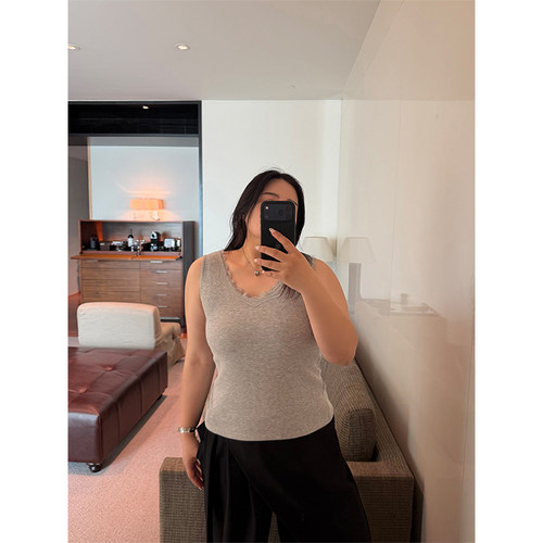 铅笔小鑫大码女装简约打底保暖加厚亲肤贴身保暖背心