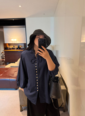 铅笔小鑫大码女装干练垂感金色纽扣法式气质V领衬衫