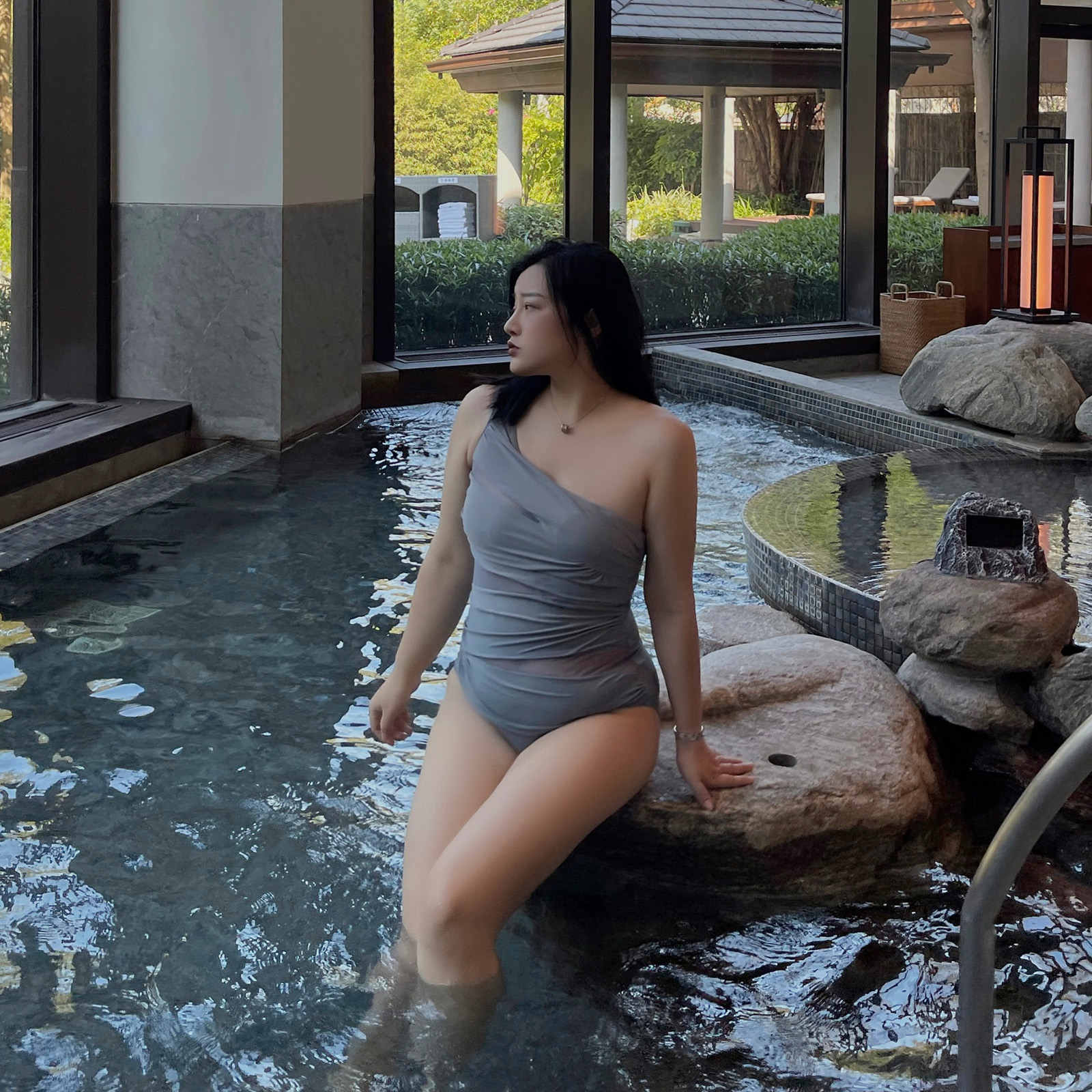 铅笔小鑫单肩比基尼常规修身