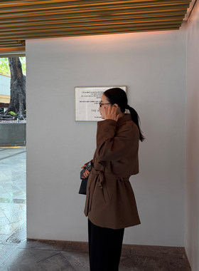 现货！铅笔小鑫大码女装高级干练赫本风收腰复古风衣外套