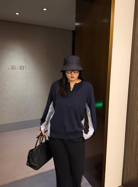 铅笔小鑫大码女装好驾驭万搭撞色条纹针织纽扣开衫上衣