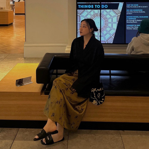 铅笔小鑫半身裙缎面竹子提花高腰