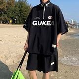 黑色