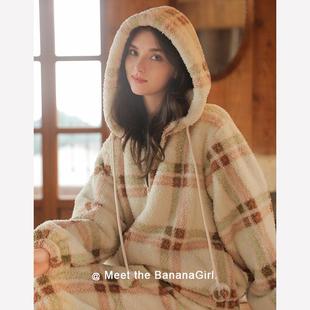 Bananagirl珊瑚绒睡衣女套保暖加厚连帽宽松格子大码家居服可外穿