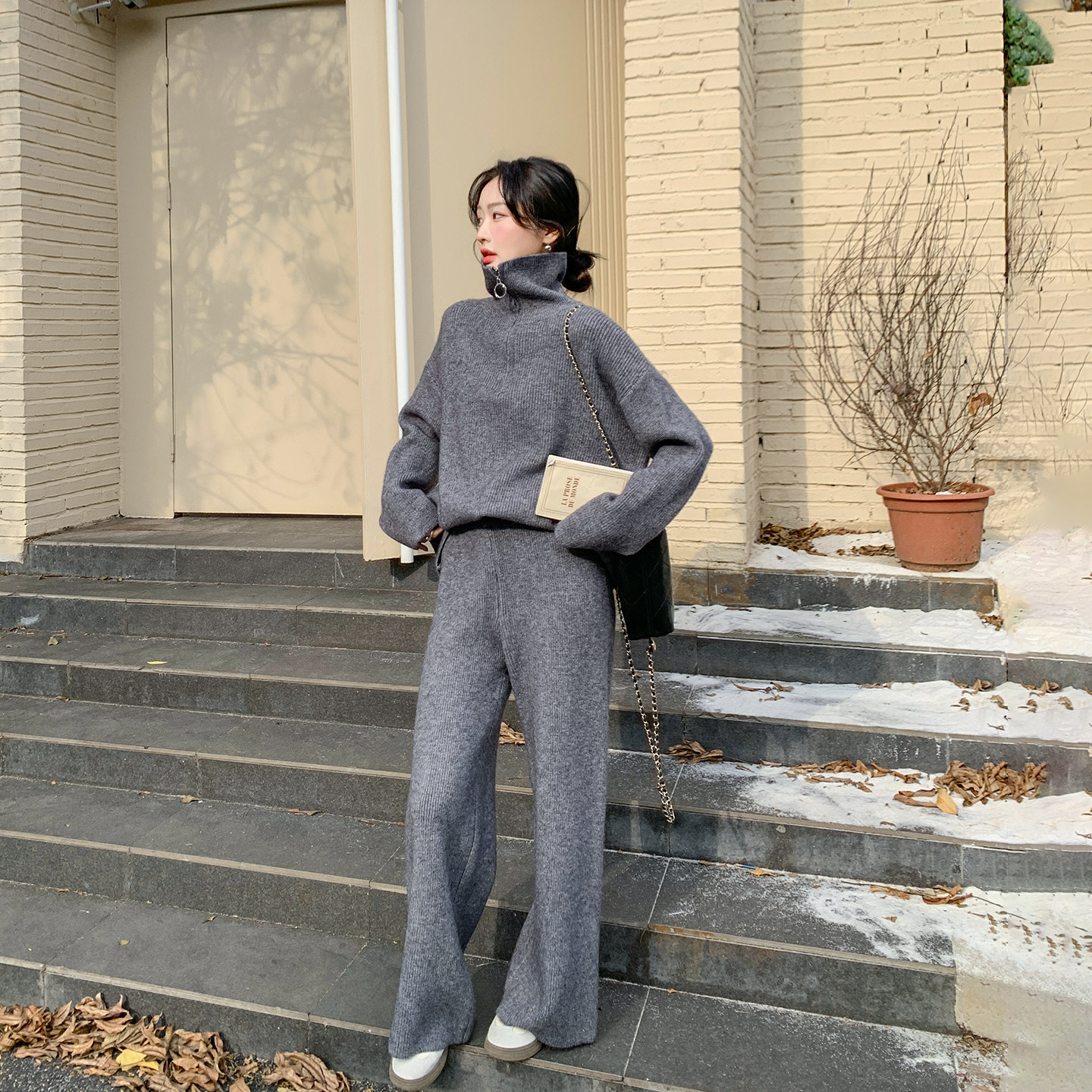 洋气韩系chic松弛感灰色针织上衣套装女春季2026新款阔腿裤两件套