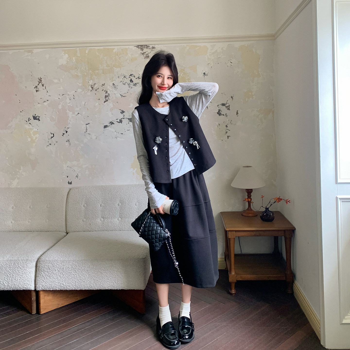 氛围感复古黑色马甲半身裙套装女春季2026新款超火ootd穿搭两件套