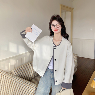 撞色拼接减龄米白色短款外套女春季2026新款巨好看小个子超火夹克