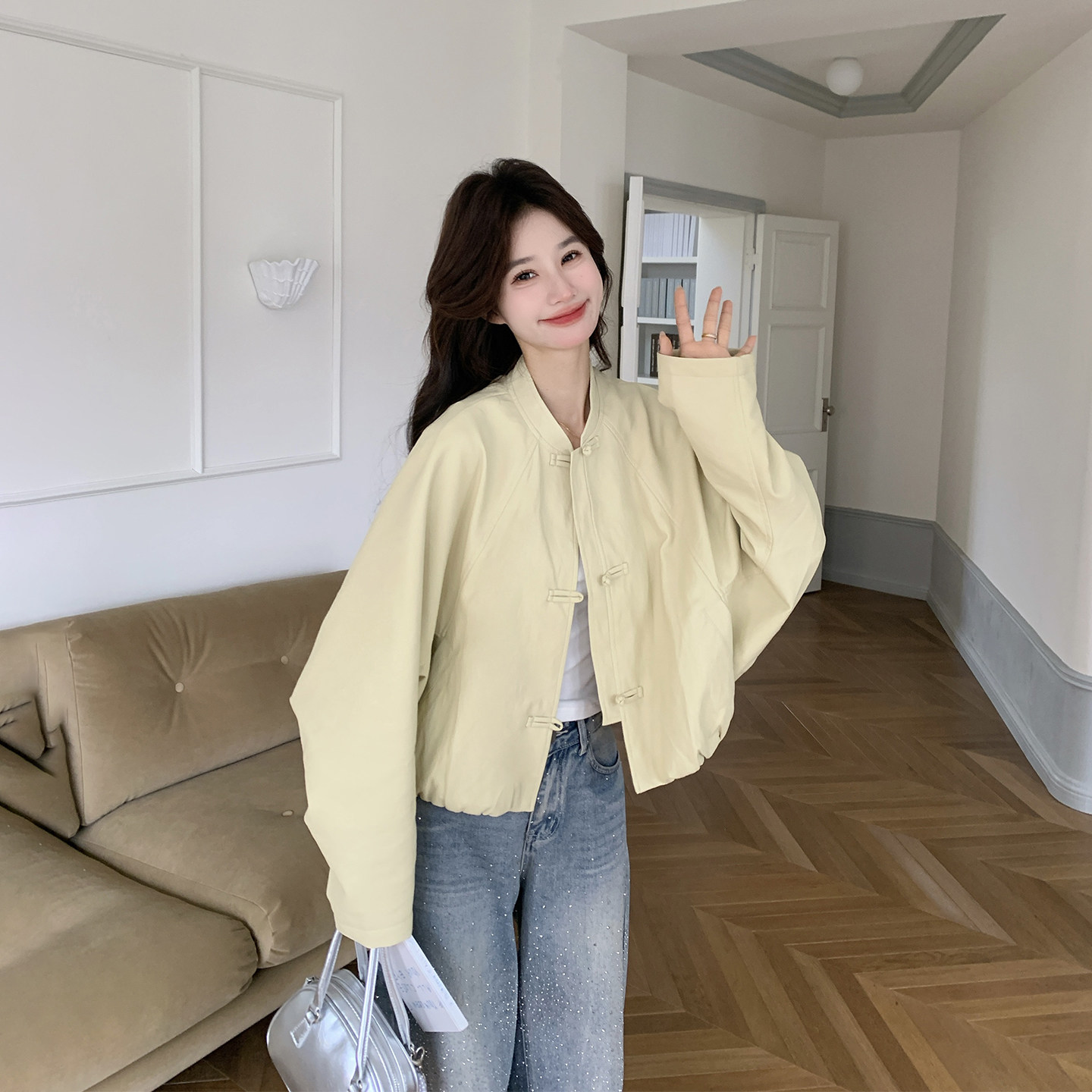 新中式国风盘扣奶黄色短外套女春季2026新款小个子爆款高级感夹克