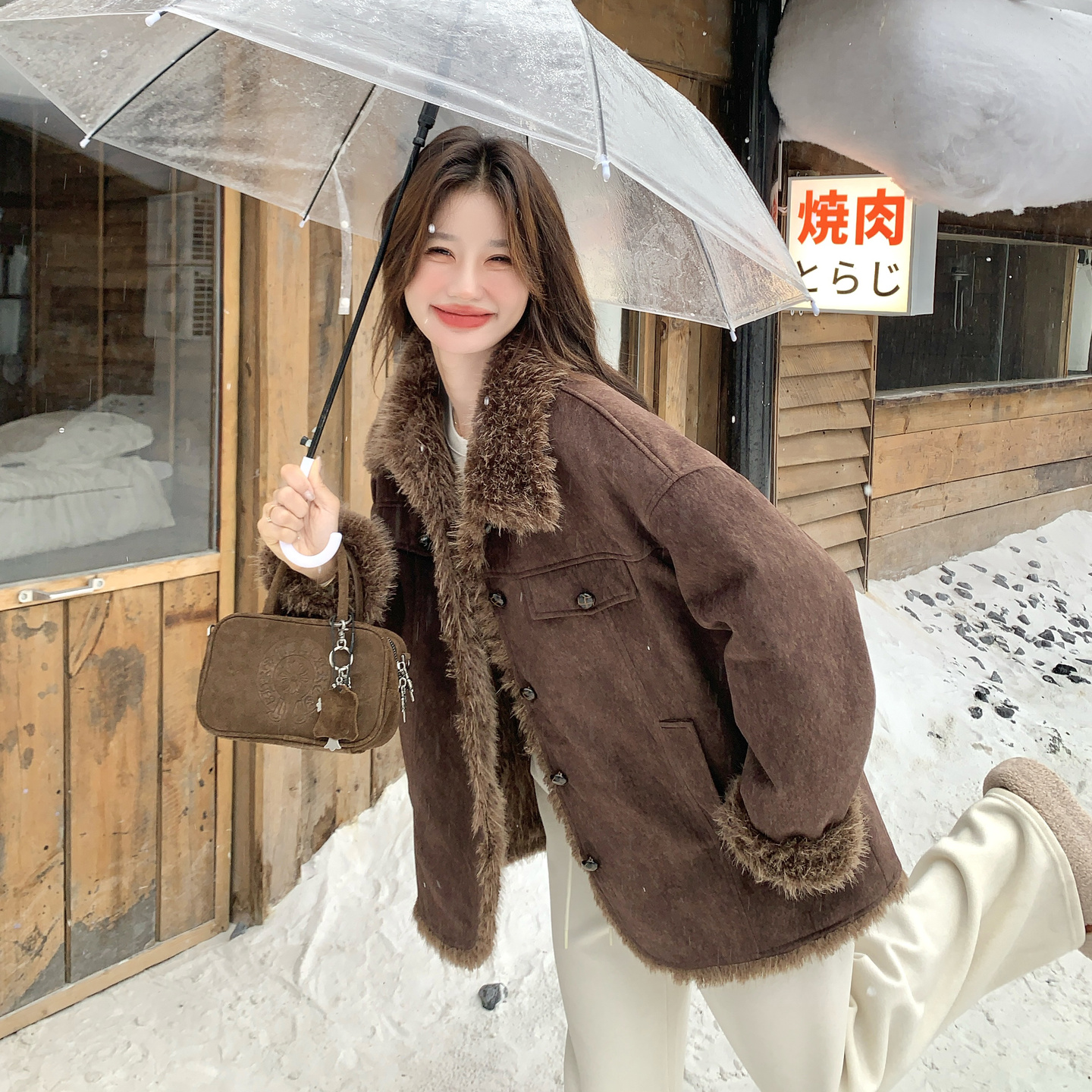 美拉德咖色毛绒拼接麂皮绒外套女