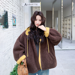 韩系撞色羊羔毛外套女冬季2025新款宽松保暖短款颗粒绒巨好看上衣