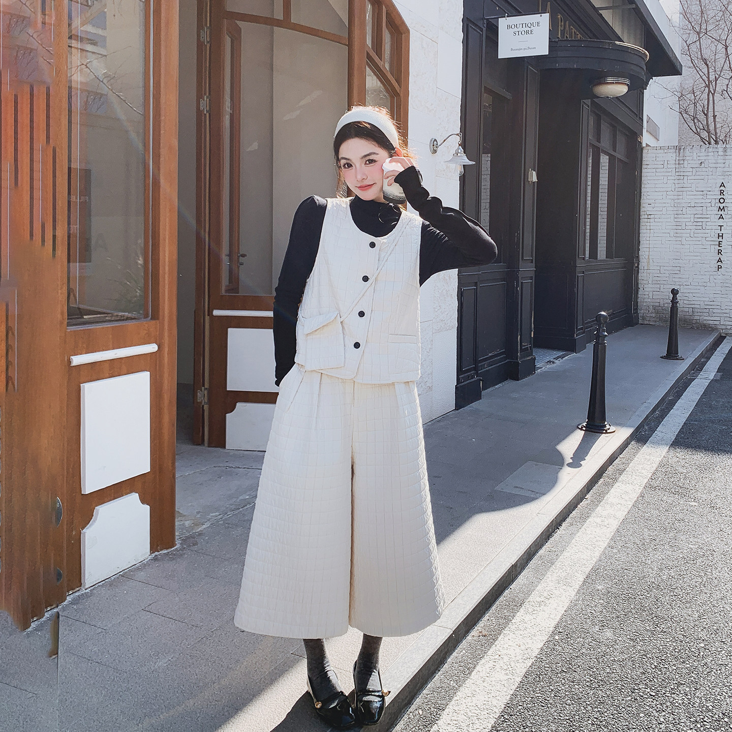 米白色格子马甲阔腿裤套装女春季2026新款轻熟御姐穿搭减龄三件套