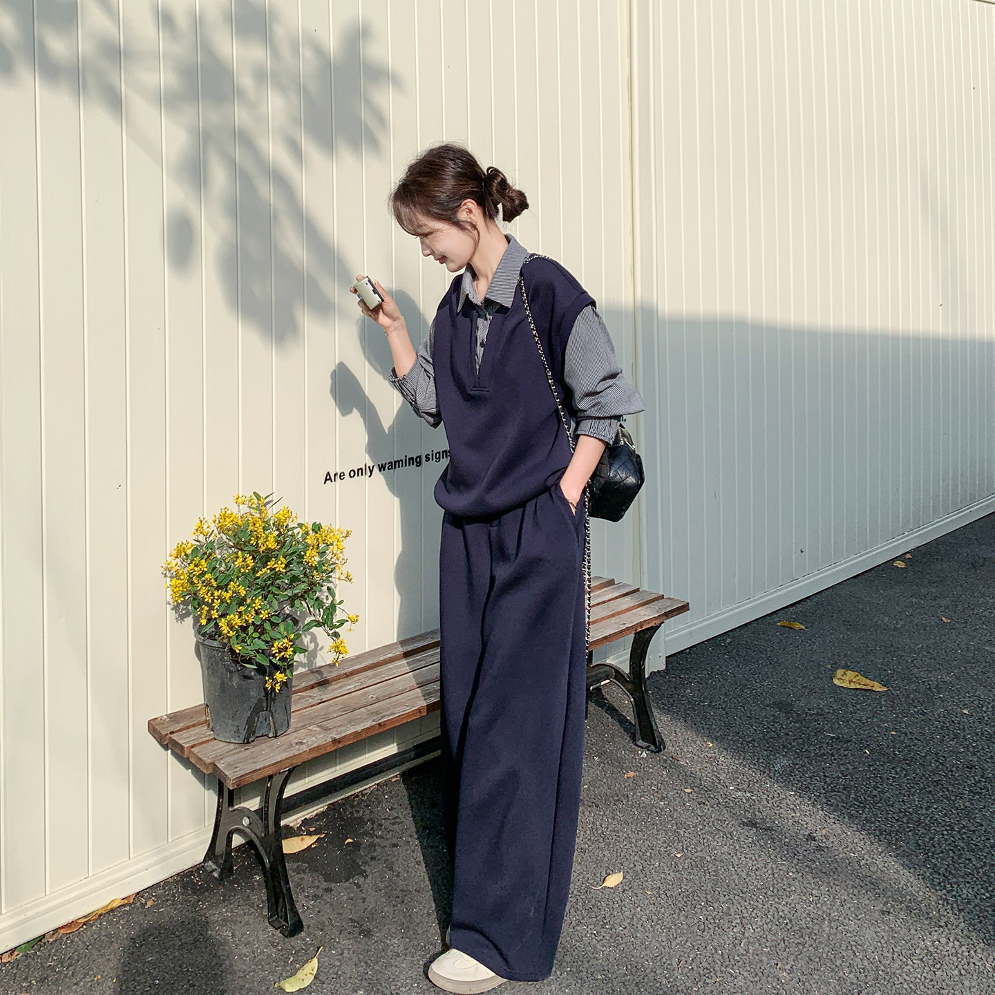 藏青色假两件条纹衬衫套装女春季2026新款爆款休闲风阔腿裤两件套