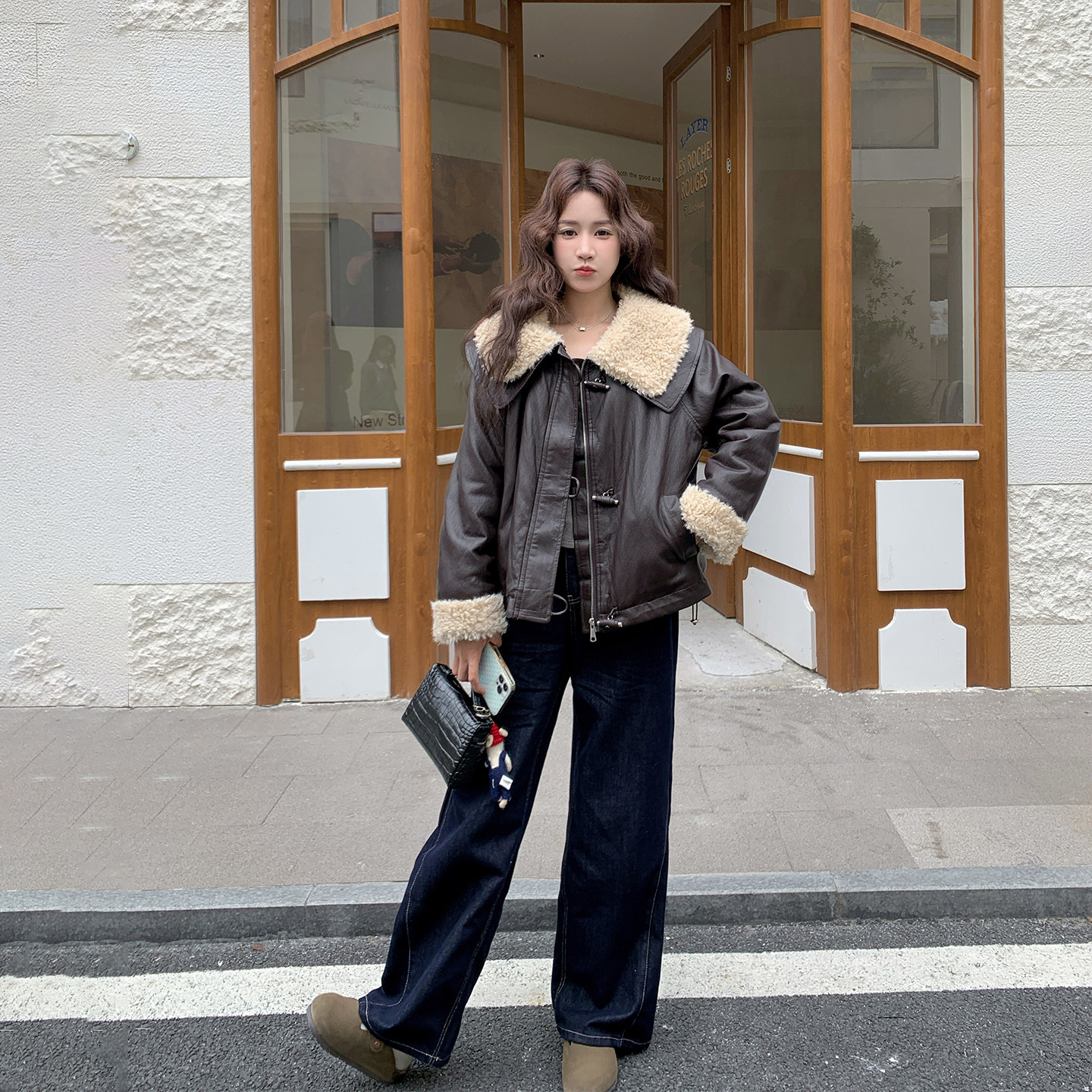 咖色机车服羊羔毛皮衣外套女冬季2025新款小个子短款皮毛一体夹克