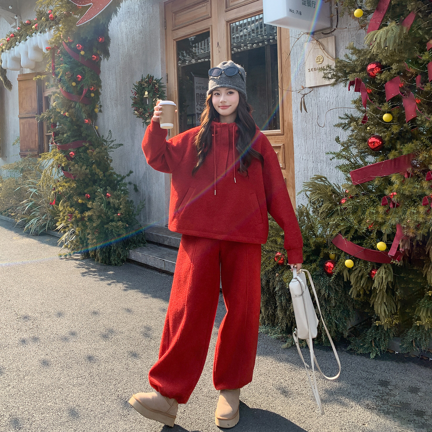 休闲甜美红色加绒加厚套装女冬季2025新款气质毛呢卫衣长裤两件套,女装/女士精品,时尚套装,淘宝优惠券,粉丝福利购,淘宝优惠卷